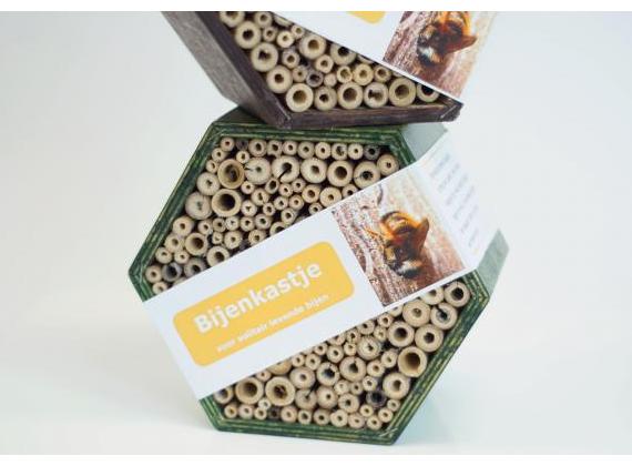 Bijenhotel voor solitaire (wilde) bijen